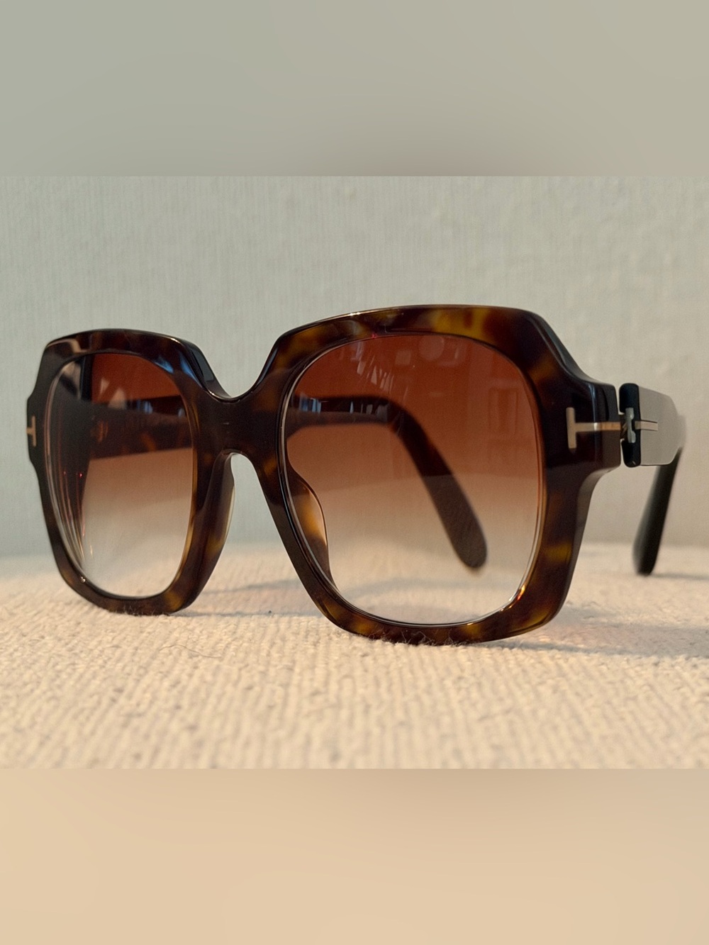 Tom Ford Women's Tortoiseshell Sunglasses w/Brown Gradient Prescription Autumn